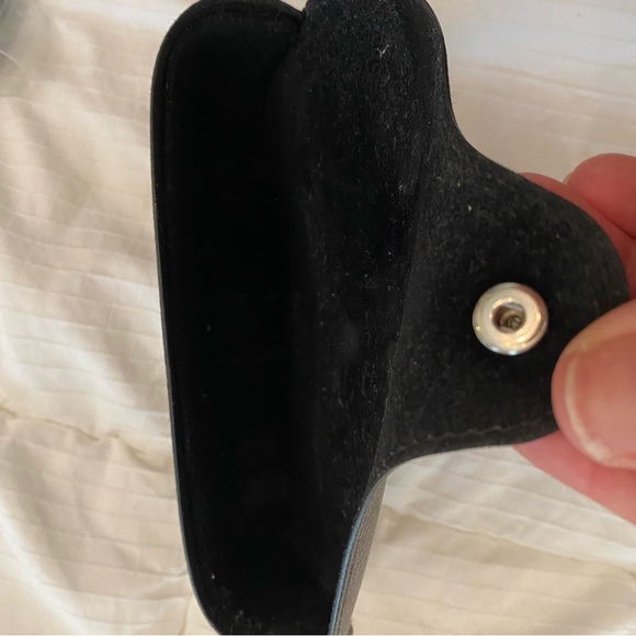 Ray-Ban Gold Aviator Sunglasses - Picture 10 of 14